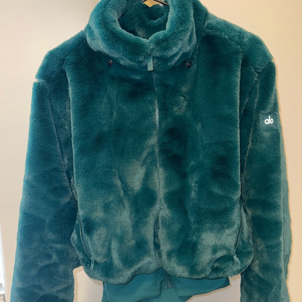Green alo foxy bomber jacket